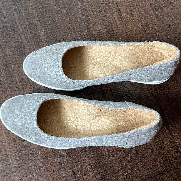 Never worn wedges - Picture 2 of 5